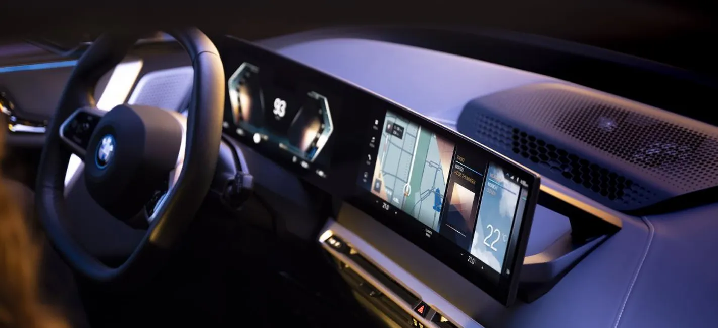 BMW iDrive 8 BMW iDrive 8